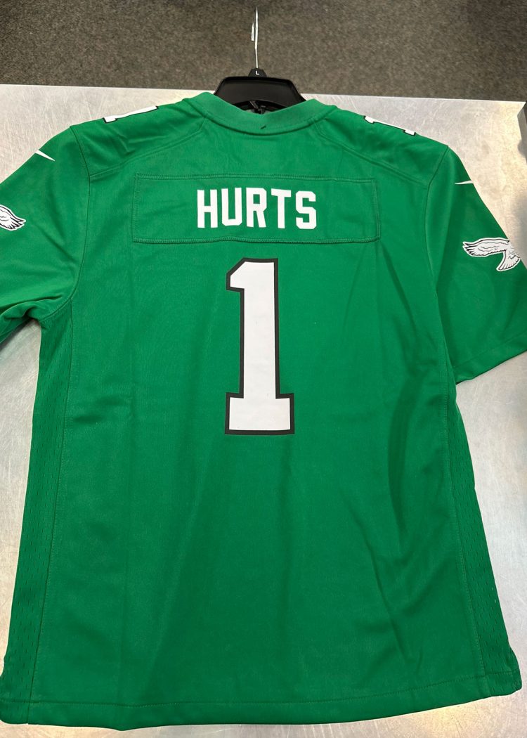 Eagles fan leaked pictures of their kelly green jerseys after