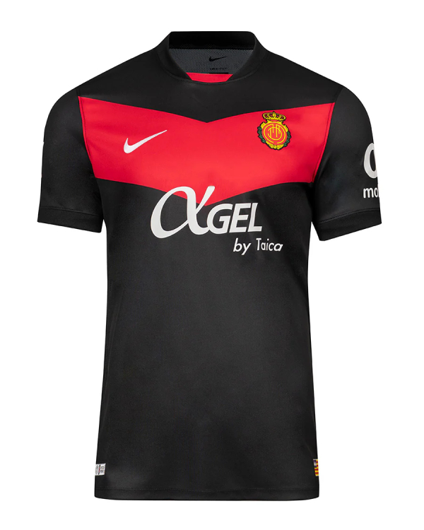 Manchester United, Napoli, Bayer Leverkusen Headline Latest Round of European Kit Launches – SportsLogos.Net News 39 mallorca third front 20250717 european kit shirt jersey uniform unveilings spain la liga england premier league germany bundesliga france ligue 1 italy serie a
