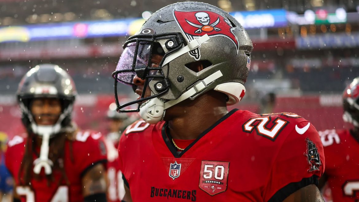 Tampa Bay Buccaneers Shrink Helmet Decals For “One-Game Trial”