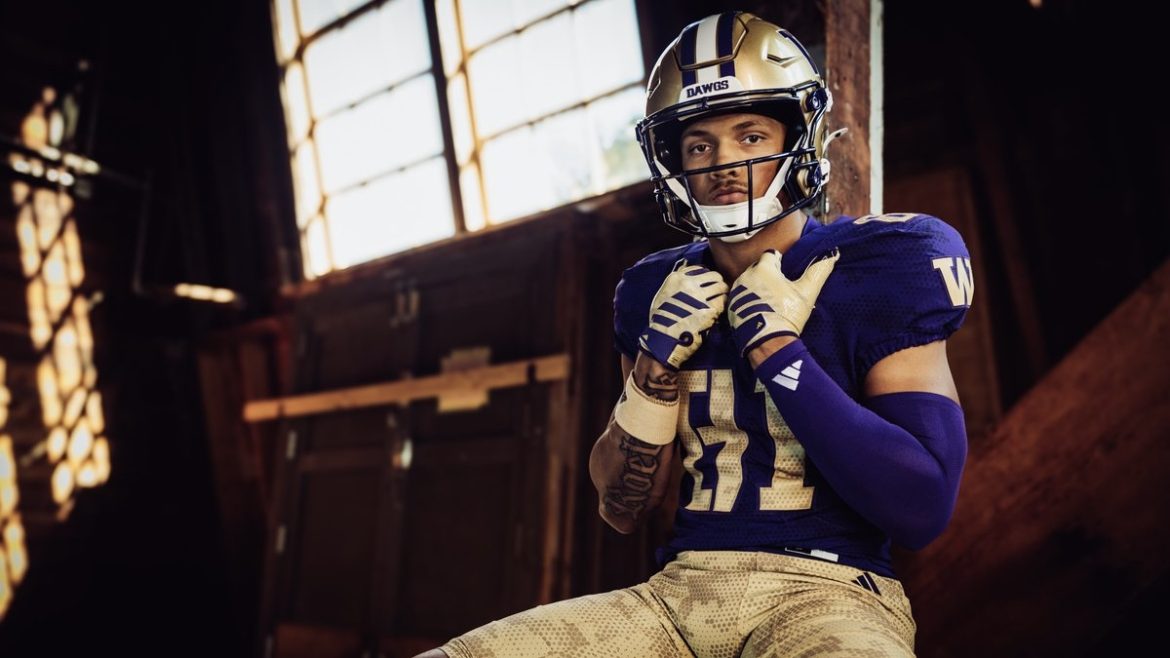 Washington Huskies To Wear Military-Inspired Alternate Football Uniforms On Nov. 15